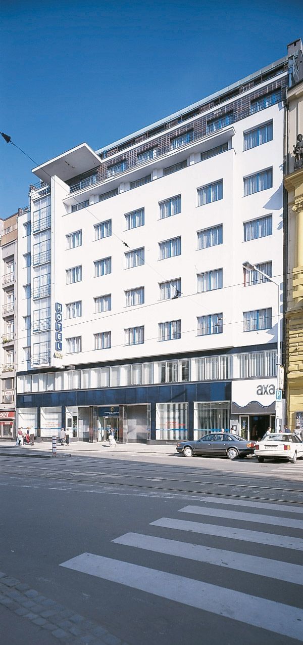 Axa Hotel