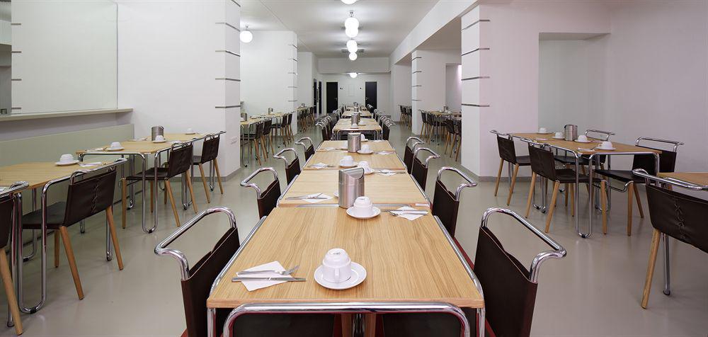Axa 3* Praag